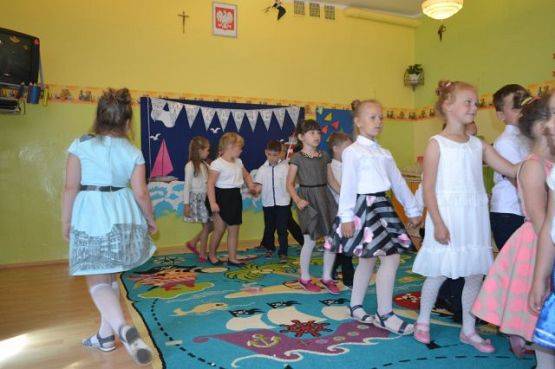 Grafika #30: Zakończenie roku przedszkolnego.