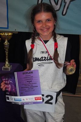 Grafika #5: Finał "Talentów gminy Wicko" za nami i kolejne sukcesy naszej czwartoklasistki