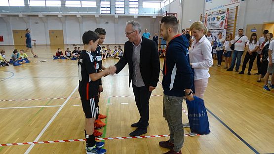 Grafika #12: V Ogólnopolski Turniej Minipiłki Siatkowej Chłopców o Puchar Wójta Gminy Nowa Wieś Lęborska Komputronik Cup 2017