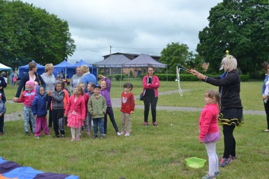 Grafika #12: II FESTYN SPORTOWO-RODZINNY W ŁEBIENIU
