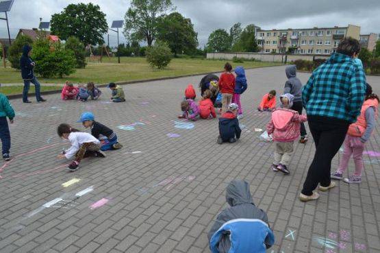 Grafika #14: II FESTYN SPORTOWO-RODZINNY W ŁEBIENIU