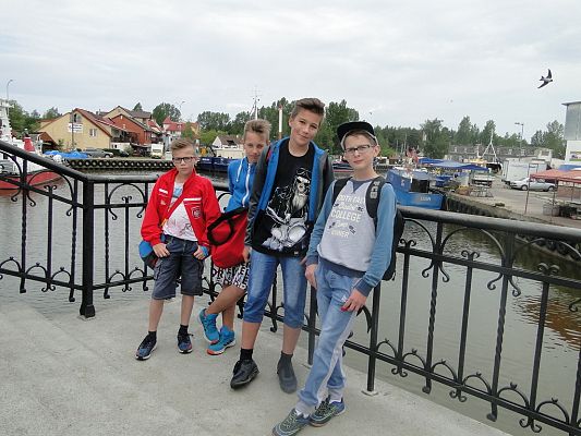 Grafika #1: Wycieczka klasy V