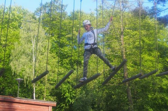 Grafika #25: Wspaniała przygoda klasy I b w Przywidzu - klasowy biwak