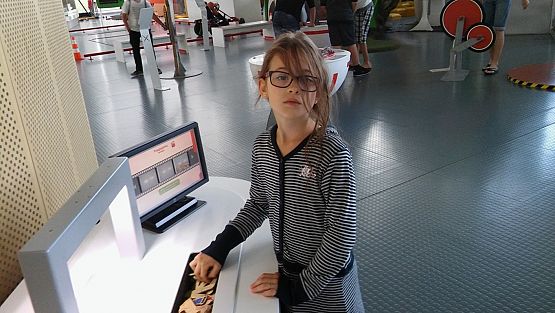 Grafika #14: Wycieczka klasy IIa i IIb do Centrum Nauki Experyment w Gdyni