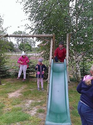 Grafika #5: DZIEŃ DZIECKA - klasa II b