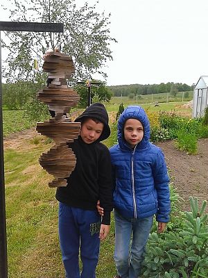 Grafika #12: DZIEŃ DZIECKA - klasa II b