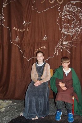 Grafika #16: Żywa lekcja historii