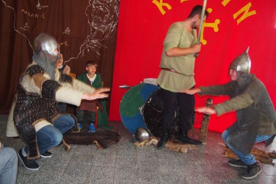 Grafika #18: Żywa lekcja historii