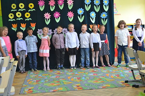 Grafika #1: Dzień Mamy i Taty w klasie I