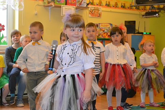 Grafika #3: Dzień Mamy i Taty w Przedszkolu