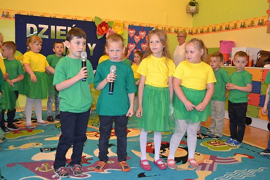Grafika #16: Dzień Mamy i Taty w Przedszkolu