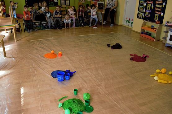 Grafika #1: Zabawy z kolorowym ryżem