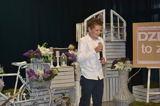 Grafika #8: "Dziękuję - to za mało" - koncert dla mam