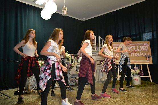 Grafika #20: "Dziękuję - to za mało" - koncert dla mam