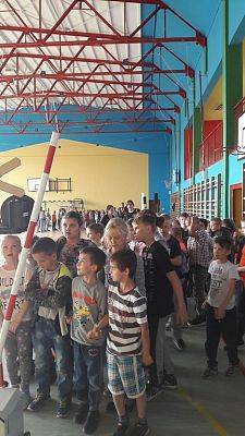 Grafika #1: Bezpieczna droga do szkoły