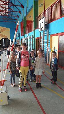 Grafika #12: Bezpieczna droga do szkoły