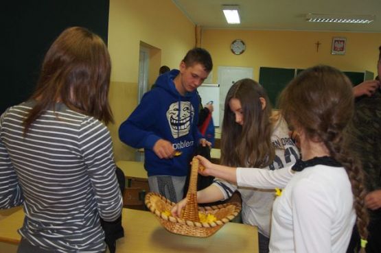 Grafika #12: Akcja społeczno- edukacyjna "Żonkile" w naszej szkole