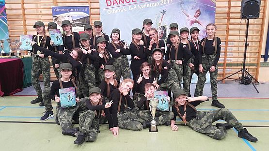 Grafika #1: Świat Tańca Dobrusi