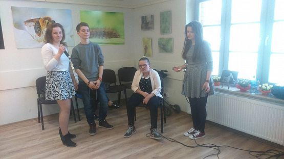 Grafika #4: Występy naszych uczniów podczas wystawy prac Marzeny Kotłowskiej na Stacji Kultura w Lęborku