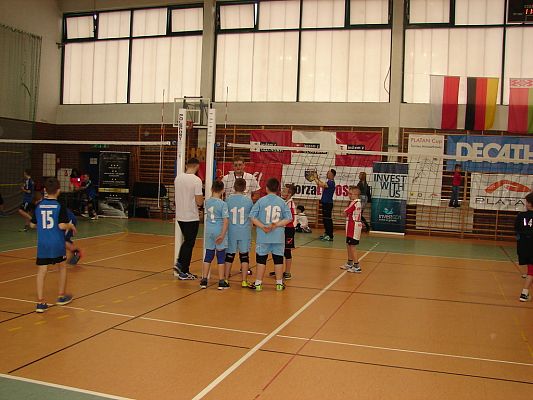 Grafika #1: Zawodnicy UKS Libero Łebień zagrali na Międzynarodowym Turnieju Minisiatkówki Dziewcząt i Chłopców Platan Cup 2017.