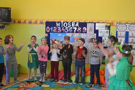 Grafika #7: Wiosna w przedszkolu