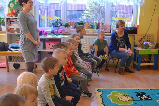 Grafika #9: Wiosna w przedszkolu