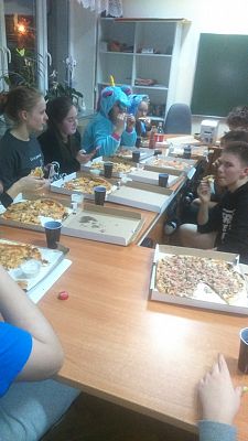 Grafika #7: Noc w szkole