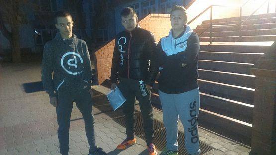 Grafika #0: Noc w szkole