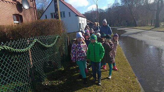 Grafika #7: Wycieczka przedszkolaków do Słowińskiego Parku Narodowego