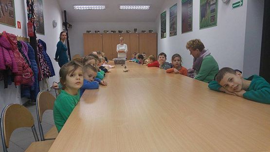 Grafika #14: Wycieczka przedszkolaków do Słowińskiego Parku Narodowego