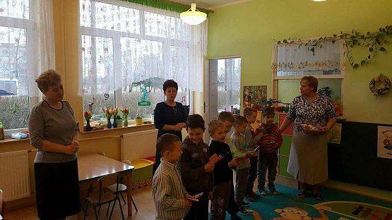 Grafika #3: Dzień Kobiet w Przedszkolu