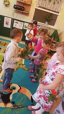 Grafika #5: Dzień Kobiet w Przedszkolu