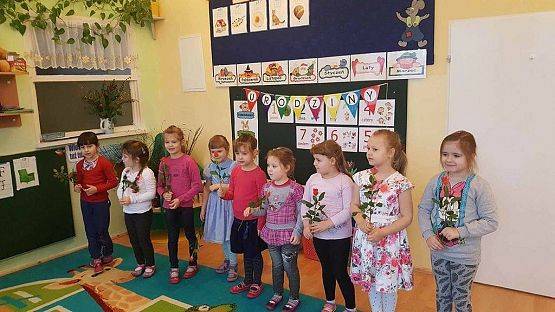 Grafika #11: Dzień Kobiet w Przedszkolu