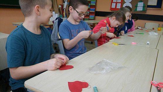 Grafika #8: Warsztaty szycia w IIa