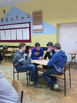 Grafika #8: Warsztaty profilaktyczne Cienka Czerwona Linia