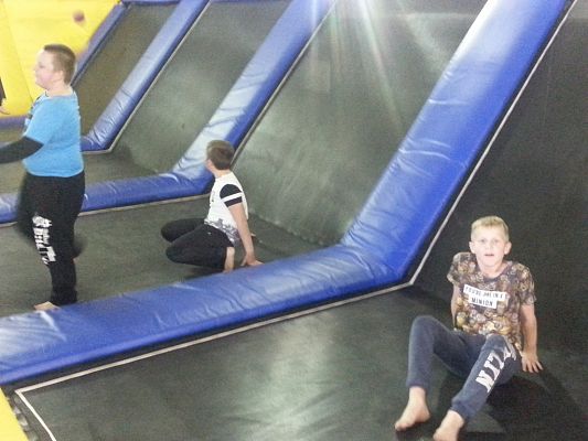 Grafika #9: Z wizytą w Jump!N