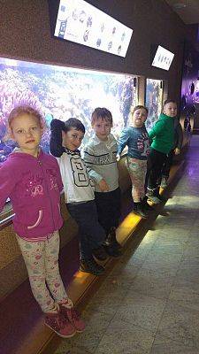 Grafika #18: Wycieczka przedszkolaków do Akwarium w Gdyni.