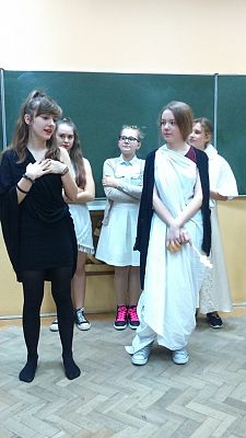 Grafika #6: Bogowie olimpijscy zawitali na lekcjach historii w naszej szkole