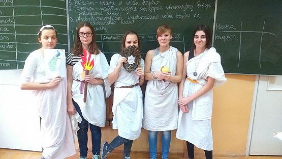 Grafika #9: Bogowie olimpijscy zawitali na lekcjach historii w naszej szkole