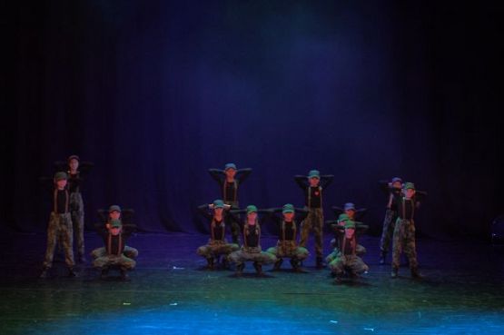 Grafika #5: Taneczne wsparcie Wielkiej Orkiestry Świątecznej Pomocy :)