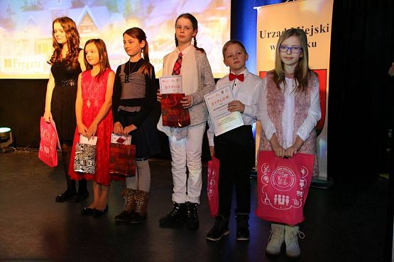 Grafika #9: Wokalny sukces naszej gimnazjalistki Katarzyny Paprockiej!