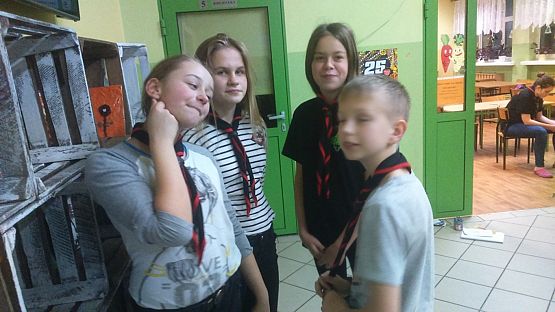 Grafika #4: Harcerskie przyrzeczenie i noc w zaprzyjaźnionej szkole w Garczegorzu