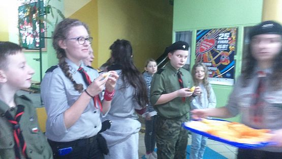 Grafika #11: Harcerskie przyrzeczenie i noc w zaprzyjaźnionej szkole w Garczegorzu