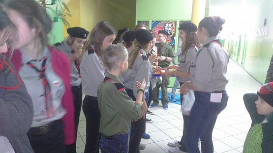 Grafika #15: Harcerskie przyrzeczenie i noc w zaprzyjaźnionej szkole w Garczegorzu