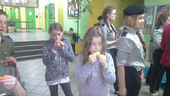 Grafika #19: Harcerskie przyrzeczenie i noc w zaprzyjaźnionej szkole w Garczegorzu