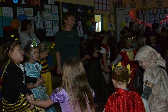 Grafika #3: BAL KARNAWAŁOWY