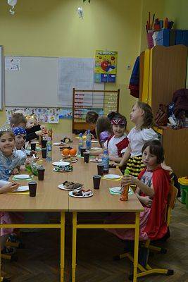 Grafika #22: BAL KARNAWAŁOWY