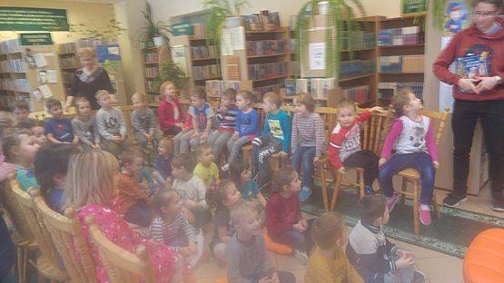 Grafika #1: Cała Polska czyta dzieciom