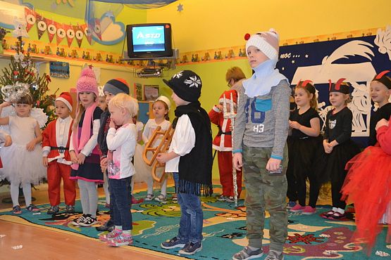 Grafika #3: Spotkanie gwiazdkowe w przedszkolu