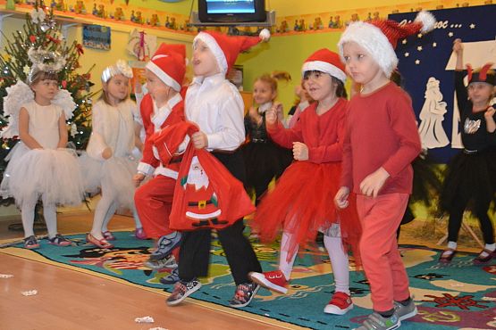 Grafika #9: Spotkanie gwiazdkowe w przedszkolu